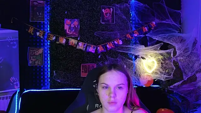 Dyna bae online show from 10-29-25, 02:03