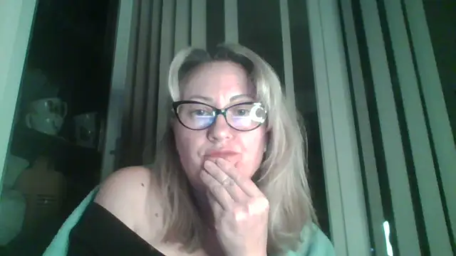 Mary888x online show from 02-21-25, 09:32