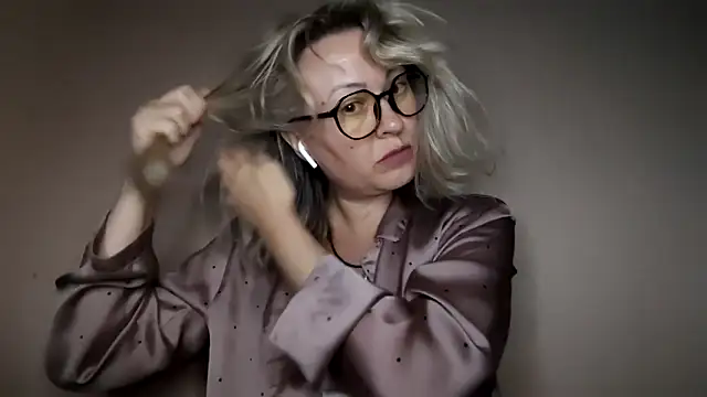 Mary888x online show from 09-26-25, 05:17