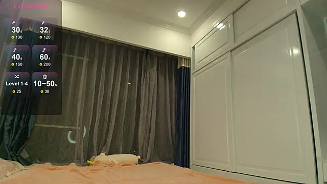 Snapshot of minamoons chatting on 02-19-26, 05:20 minamoons online show from 02-19-26, 05:20