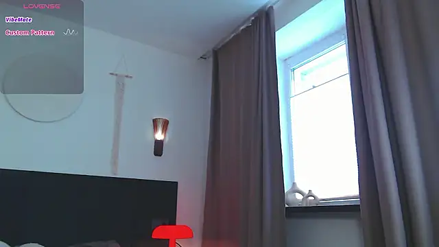 LunaticaBae online show from 03-10-26, 03:00