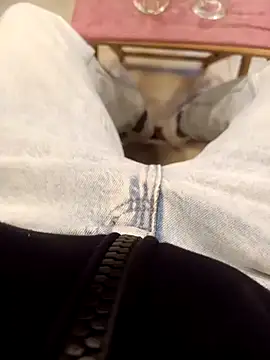 Snapshot of gabar8 chatting on 04-05-26, 05:43 gabar8 online show from 04-05-26, 05:43