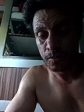 Snapshot of salchichon_69 chatting on 06-17-26, 01:41 salchichon 69 online show from 06-17-26, 01:41