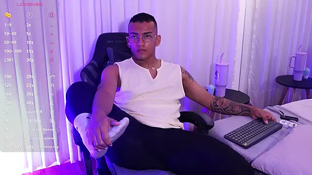 Rafa2004Cruz online show from 06-27-26, 12:33