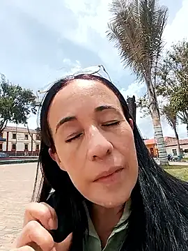 Coeur de luxure online show from 09-12-25, 04:51