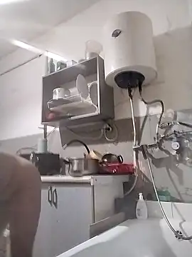 mokra olka online show from 04-19-26, 04:01