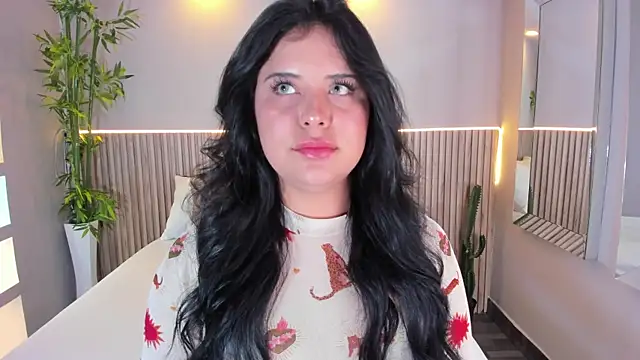 GeorginaReyes online show from 12-19-25, 10:39