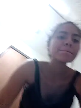 Snapshot of emily_envivo010 chatting on 02-22-25, 09:37 emily envivo010 online show from 02-22-25, 09:37
