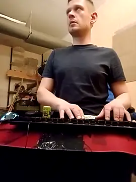 VickyDevilEU online show from 10-24-25, 09:00