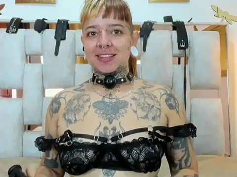 Snapshot of Braylen_Sanchez chatting on 11-27-25, 01:02 Braylen Sanchez online show from 11-27-25, 01:02