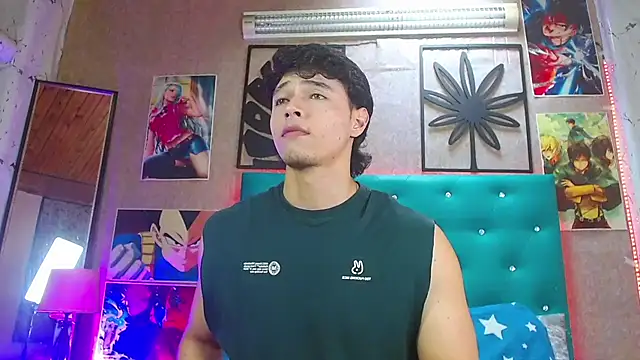 LiamAndrewzz online show from 11-06-25, 07:04