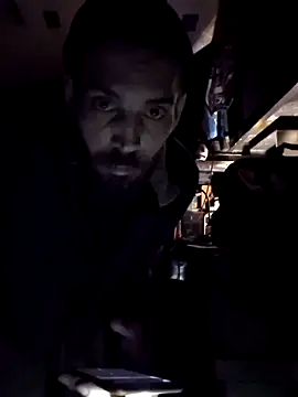 Snapshot of QueenM3 chatting on 02-16-25, 03:47 QueenM3 online show from 02-16-25, 03:47