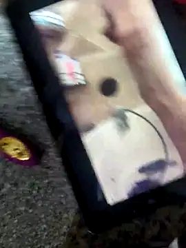 Snapshot of QueenM3 chatting on 02-16-25, 09:05 QueenM3 online show from 02-16-25, 09:05