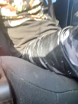 Snapshot of QueenM3 chatting on 10-03-25, 08:17 QueenM3 online show from 10-03-25, 08:17