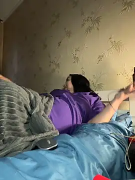 Naughtbaby 2025 online show from 11-30-25, 01:15