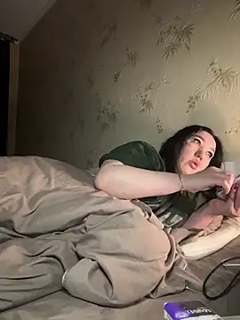 Naughtbaby 2025 online show from 03-02-26, 11:55