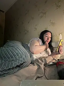 Naughtbaby 2025 online show from 03-24-26, 01:10