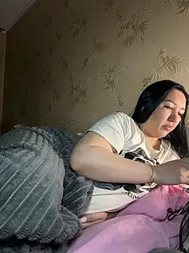 Snapshot of Naughtbaby_2025 chatting on 07-13-26, 02:03 Naughtbaby 2025 online show from 07-13-26, 02:03