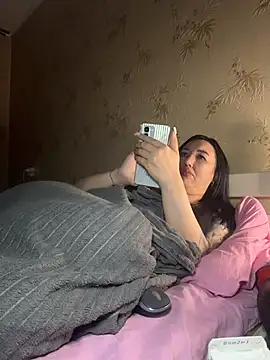 Snapshot of Naughtbaby_2025 chatting on 07-19-26, 01:42 Naughtbaby 2025 online show from 07-19-26, 01:42