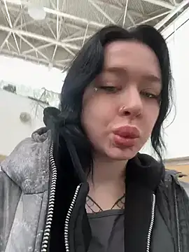 AlishaPrettyBlade online show from 02-18-26, 05:14