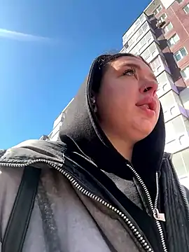 AlishaPrettyBlade online show from 04-01-26, 05:52