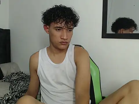 Boy coll online show from 02-26-26, 05:50