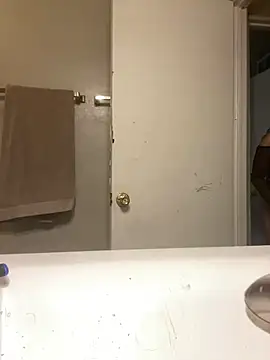 Snapshot of PersianCream77 chatting on 03-18-25, 01:53 PersianCream77 online show from 03-18-25, 01:53