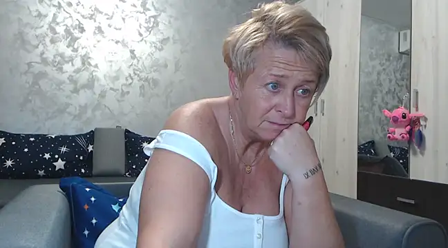 RosesandLillies online show from 02-28-25, 05:37