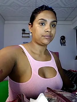 victoria roussee online show from 10-23-25, 09:52