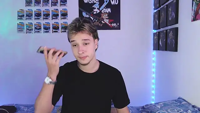 Snapshot of jack_walker190 chatting on 10-28-25, 07:23 jack walker190 online show from 10-28-25, 07:23