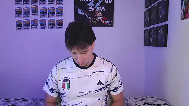 Snapshot of jack_walker190 chatting on 02-09-26, 12:03 jack walker190 online show from 02-09-26, 12:03