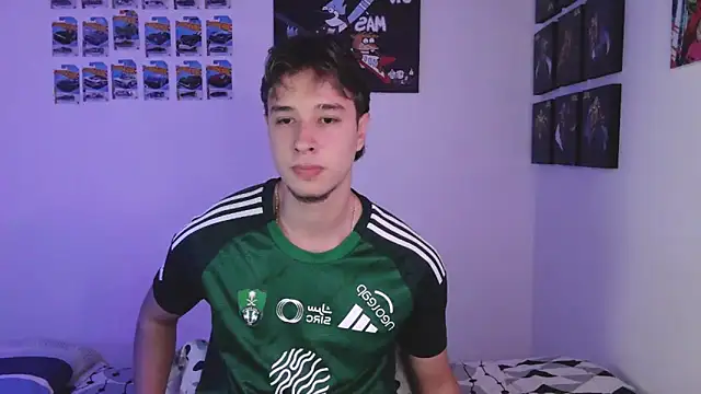 Snapshot of jack_walker190 chatting on 02-10-26, 04:05 jack walker190 online show from 02-10-26, 04:05