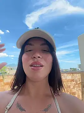 Snapshot of segb chatting on 01-15-26, 04:44 segb online show from 01-15-26, 04:44