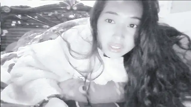 Snapshot of hebe-02 chatting on 03-21-25, 03:35 hebe-02 online show from 03-21-25, 03:35