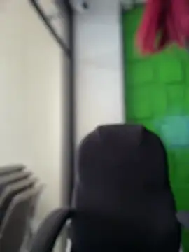 Snapshot of Emily-teen chatting on 02-24-26, 01:53 Emily-teen online show from 02-24-26, 01:53