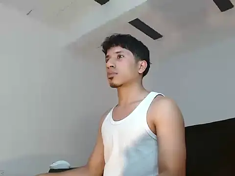 AngelHil online show from 12-14-25, 01:44