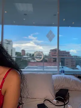 Alice surprise online show from 11-25-25, 09:15