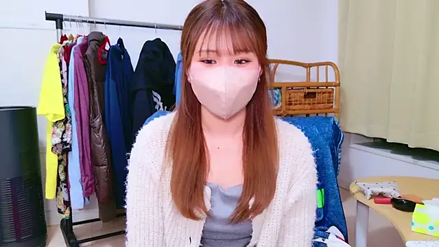 noa chi online show from 03-10-25, 10:37