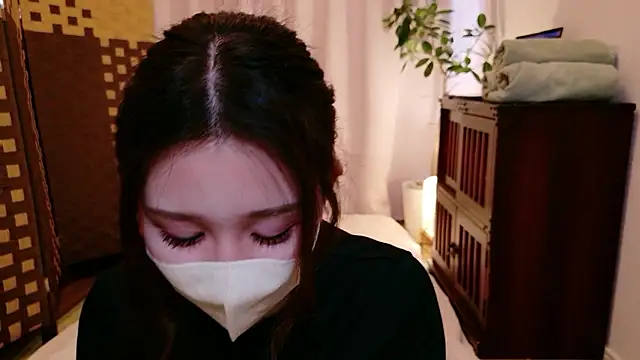 noa chi online show from 02-12-26, 05:46