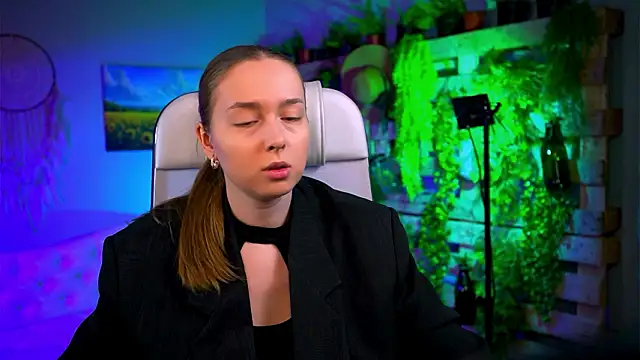 JenniferGraces online show from 02-12-26, 11:16