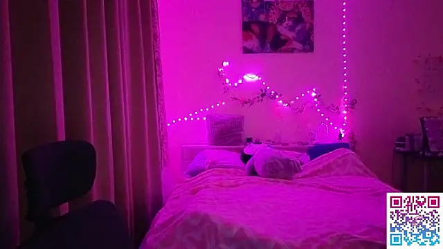 boozekirs  online show from 02-11-26, 02:27