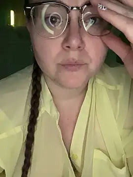 HTXBELLE online show from 03-04-25, 10:02