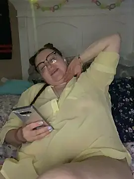 HTXBELLE online show from 03-04-25, 01:06