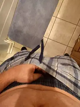 Cummaker69 online show from 11-28-25, 10:56