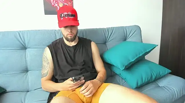 bastianwatson10 online show from 03-13-25, 05:07