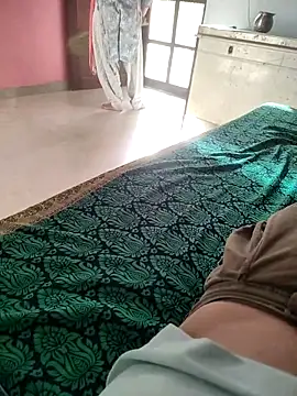 Snapshot of indian_couple4 chatting on 05-15-26, 02:18 indian couple4 online show from 05-15-26, 02:18