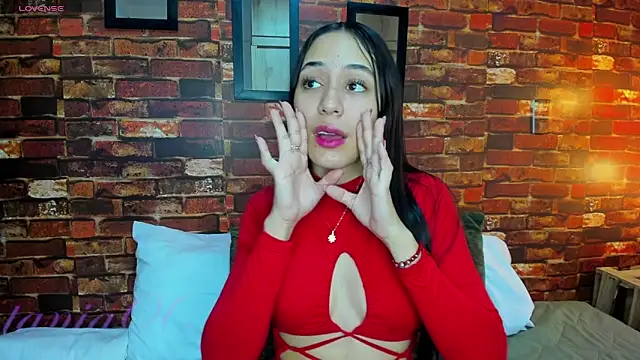 Snapshot of TANIA_06 chatting on 02-28-25, 01:47 TANIA 06 online show from 02-28-25, 01:47