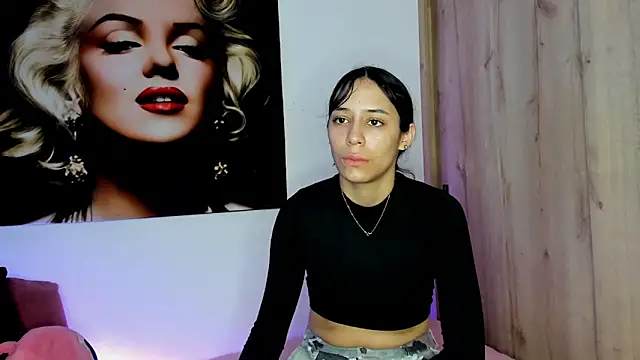 Snapshot of TANIA_06 chatting on 09-29-25, 01:16 TANIA 06 online show from 09-29-25, 01:16