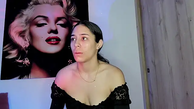 Snapshot of TANIA_06 chatting on 10-16-25, 01:12 TANIA 06 online show from 10-16-25, 01:12