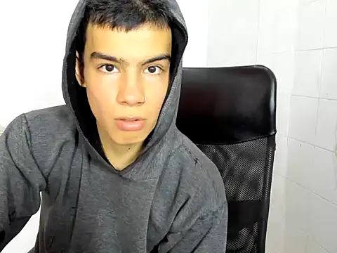 Snapshot of seigfried0 chatting on 03-02-25, 07:12 seigfried0 online show from 03-02-25, 07:12